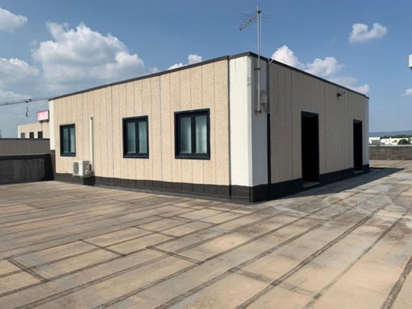 capannone in vendita ad Olbia