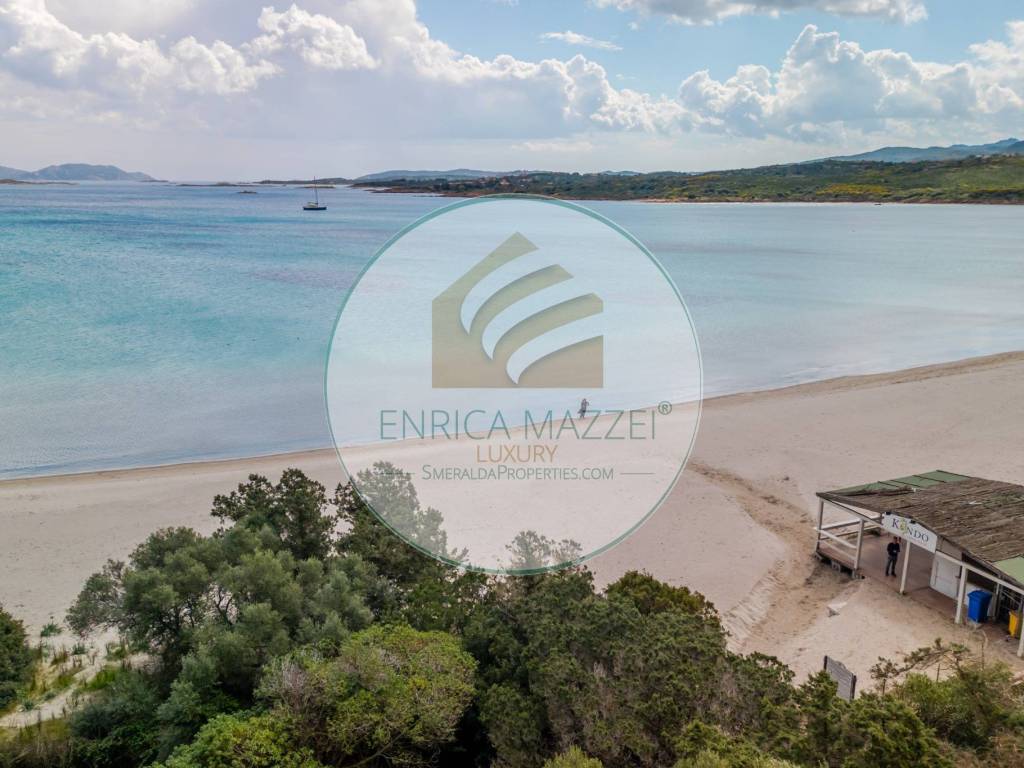 casa indipendente in vendita ad Olbia in zona Porto Istana