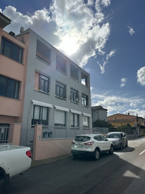 appartamento in vendita ad Olbia in zona Bandinu