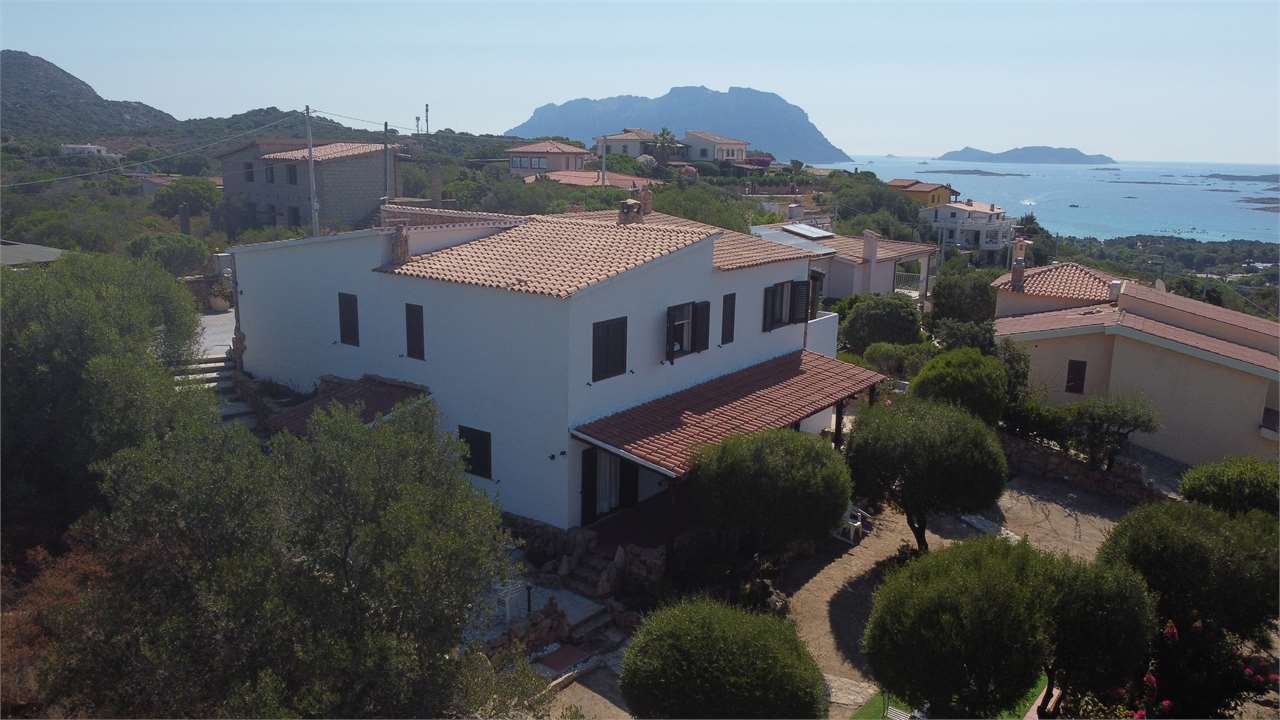 casa indipendente in vendita ad Olbia in zona Porto Istana