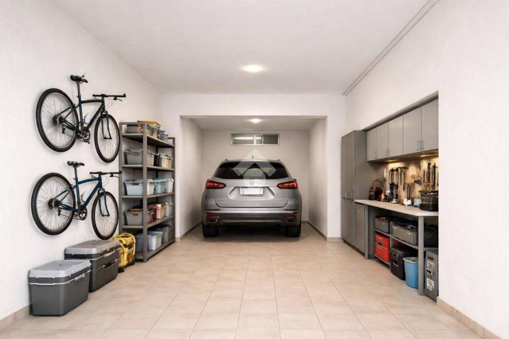 locale di sgombero in vendita ad Olbia in zona Centro Storico