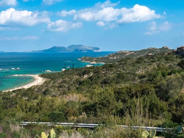 appartamento in vendita ad Olbia in zona Li Cuncheddi
