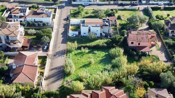 casa indipendente in vendita ad Olbia in zona Centro Storico