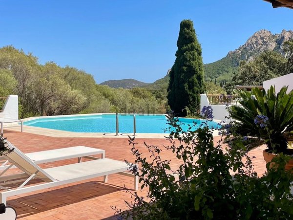 appartamento in vendita ad Olbia in zona San Pantaleo