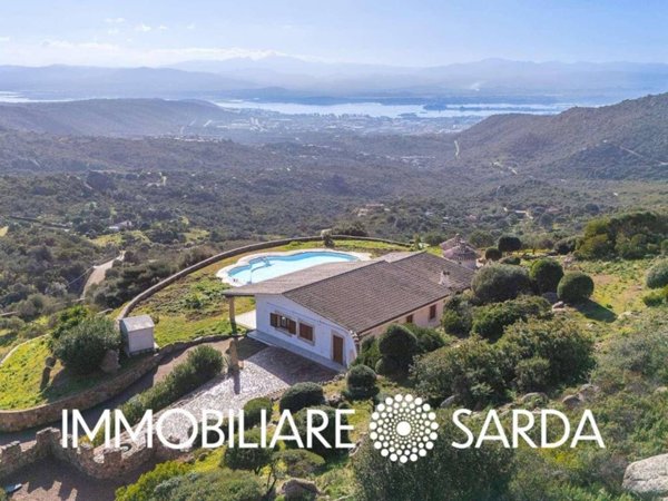 casa indipendente in vendita ad Olbia in zona Osseddu