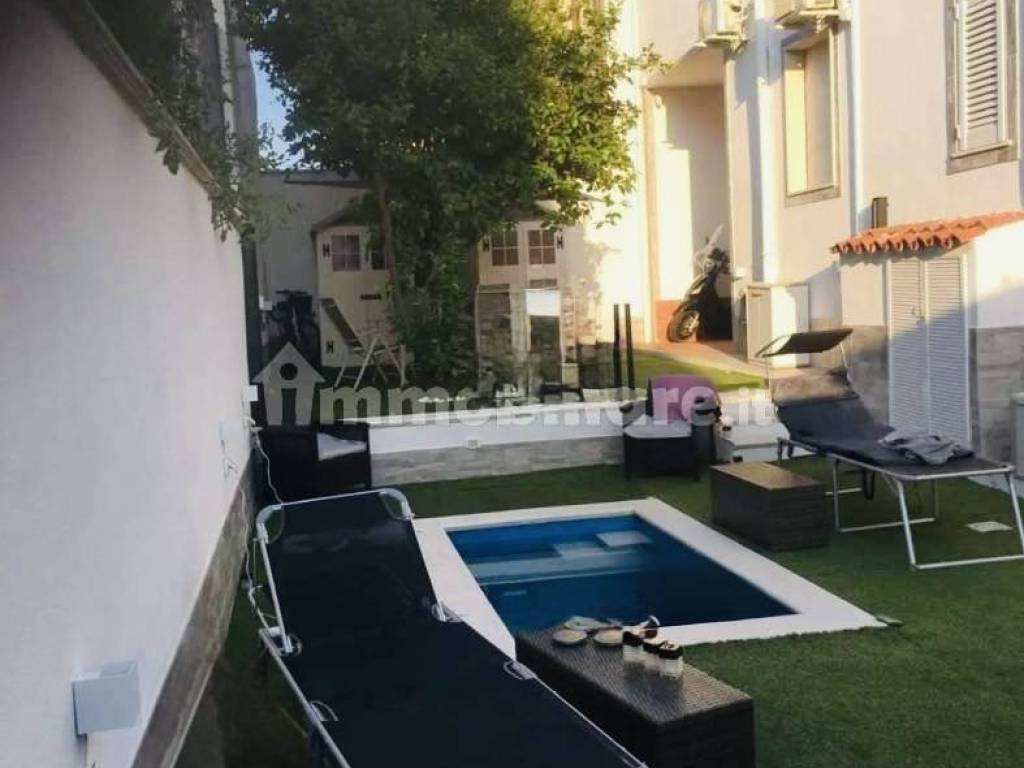 casa indipendente in vendita ad Olbia in zona Pittulongu