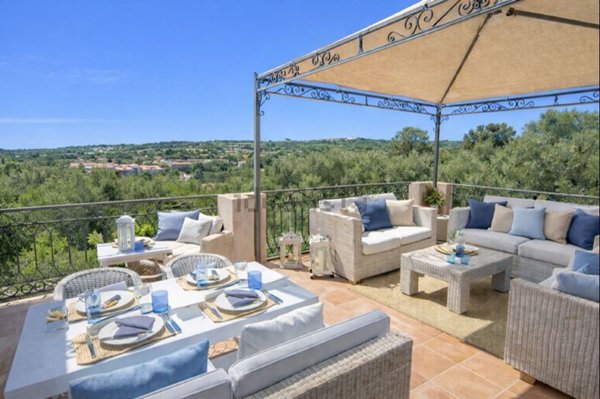 appartamento in vendita ad Olbia in zona Porto Rotondo