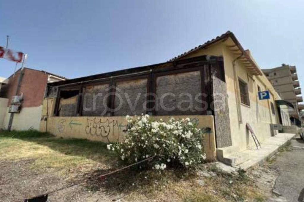 negozio in vendita ad Olbia