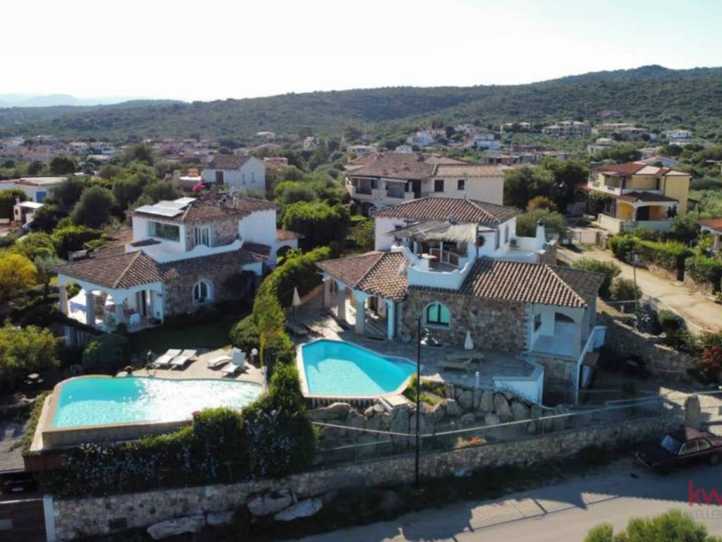 casa indipendente in vendita ad Olbia in zona Pittulongu