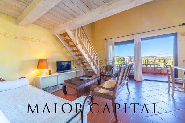 appartamento in vendita ad Olbia in zona Rudalza