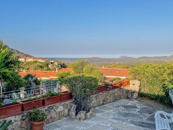 casa indipendente in vendita ad Olbia in zona Sole Ruiu