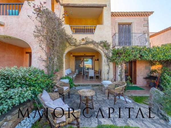 appartamento in vendita ad Olbia in zona Pittulongu