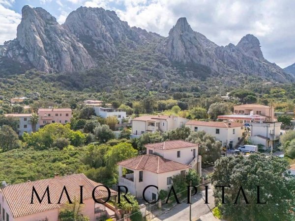 casa indipendente in vendita ad Olbia in zona San Pantaleo