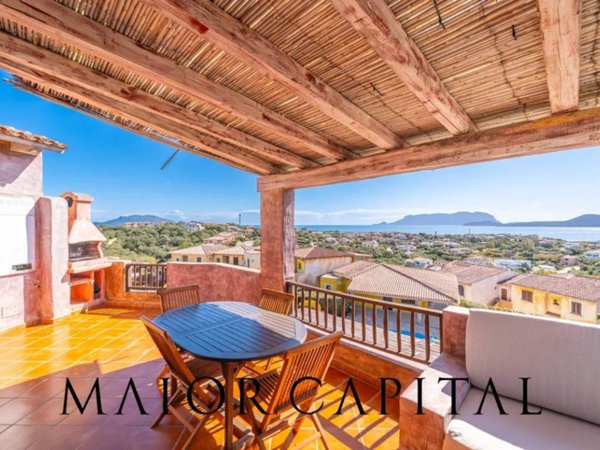 appartamento in vendita ad Olbia in zona Pittulongu