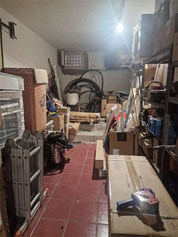 locale di sgombero in vendita ad Olbia in zona Aldo Moro