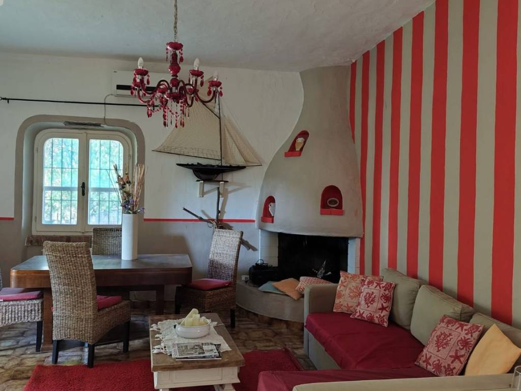 villa in vendita ad Olbia in zona Lido del Sole