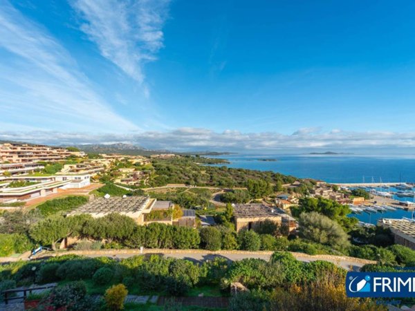 appartamento in vendita ad Olbia in zona Portisco