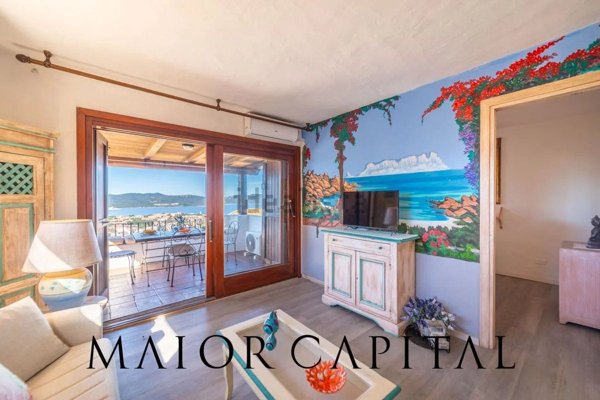 appartamento in vendita ad Olbia in zona Rudalza