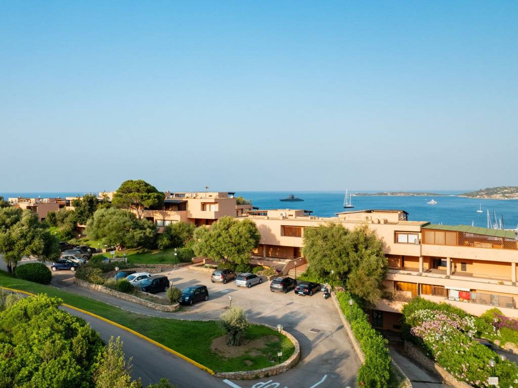 appartamento in vendita ad Olbia in zona Portisco