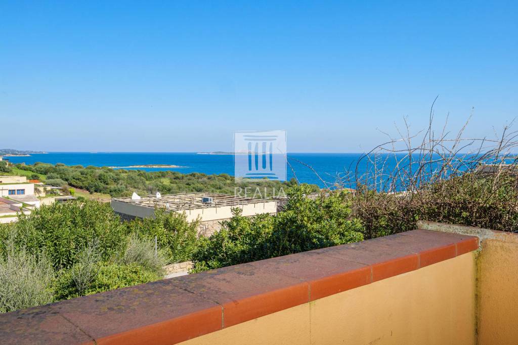 appartamento in vendita ad Olbia in zona Portisco