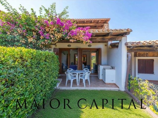 appartamento in vendita ad Olbia in zona Porto Istana