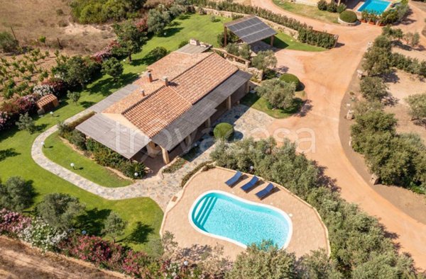 casa indipendente in vendita ad Olbia in zona San Pantaleo