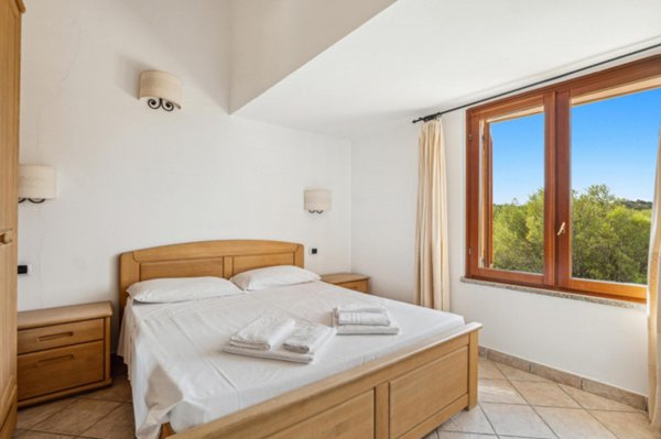 appartamento in vendita ad Olbia in zona Bunthe