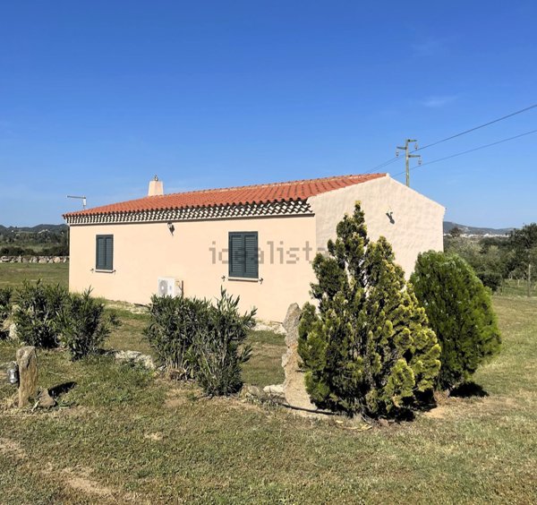 quadrivano in vendita ad Olbia in zona Barcellona