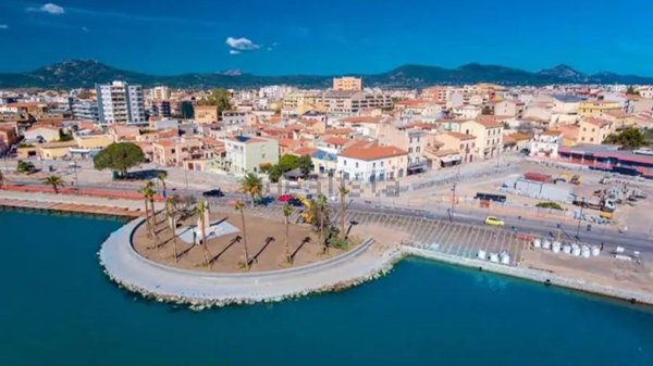 appartamento in vendita ad Olbia