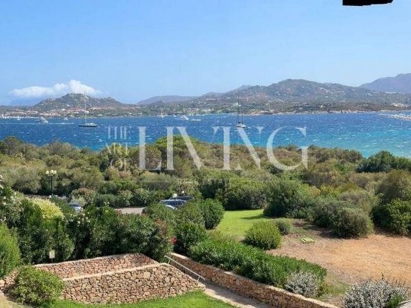 appartamento in vendita ad Olbia in zona Portisco