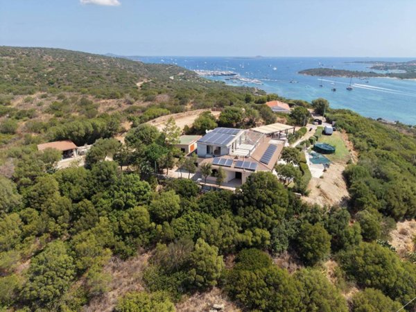 casa indipendente in vendita ad Olbia