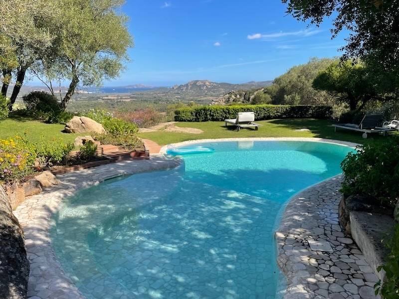 casa indipendente in vendita ad Olbia in zona San Pantaleo