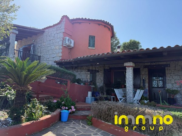 casa indipendente in vendita ad Olbia