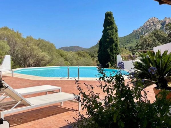 appartamento in vendita ad Olbia in zona San Pantaleo