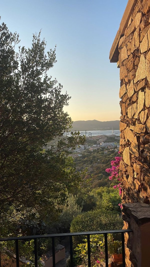 appartamento in vendita ad Olbia in zona Rudalza