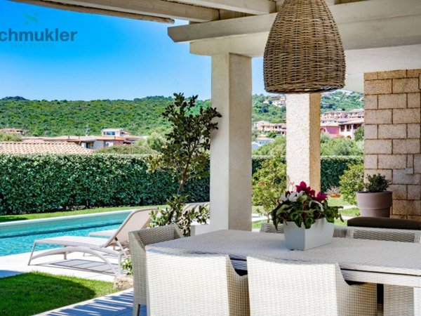casa indipendente in vendita ad Olbia in zona Pittulongu