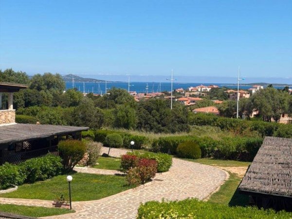 appartamento in vendita ad Olbia in zona Porto Rotondo