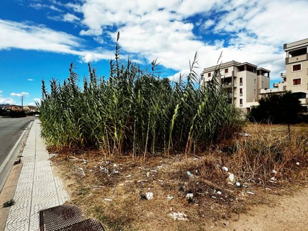 terreno in vendita ad Olbia