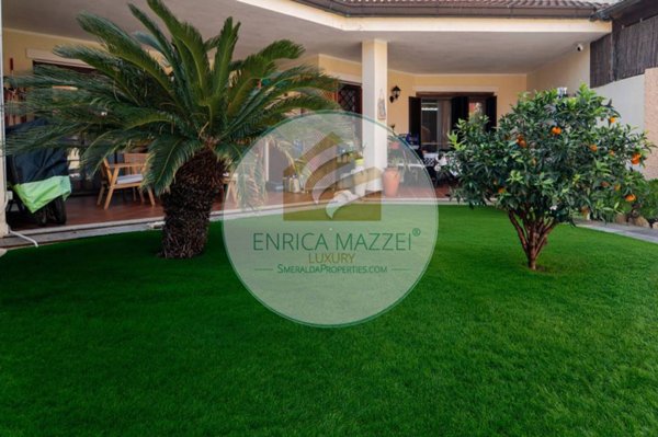 appartamento in vendita ad Olbia in zona Porto Istana