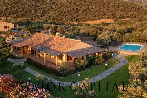 casa indipendente in vendita ad Olbia in zona San Pantaleo