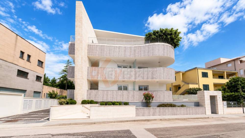 appartamento in vendita ad Olbia