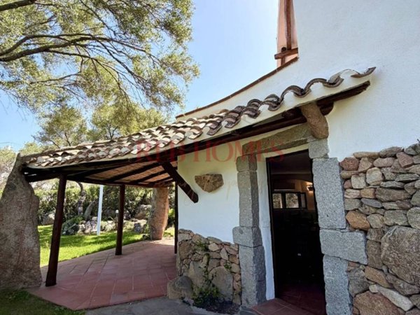 casa indipendente in vendita ad Olbia