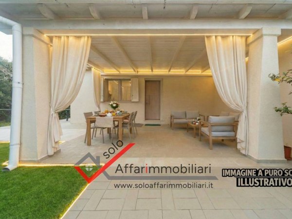 casa indipendente in vendita ad Olbia in zona Pittulongu