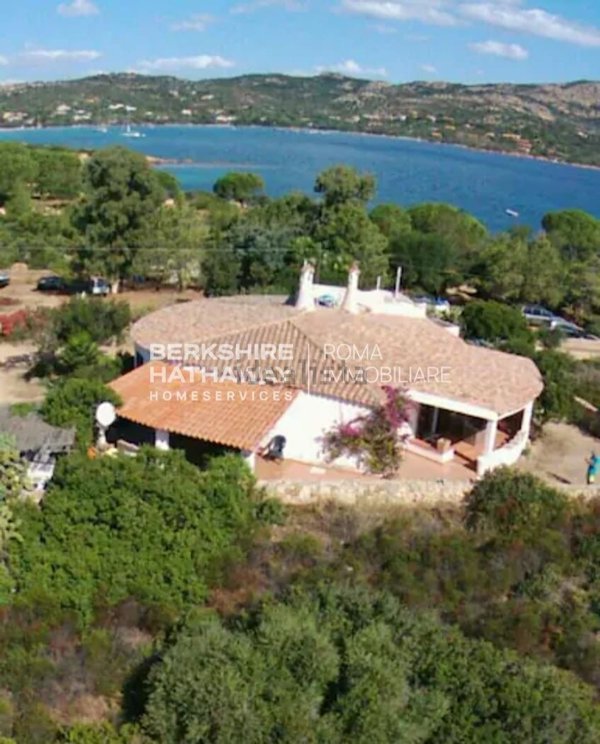 villa in vendita ad Olbia