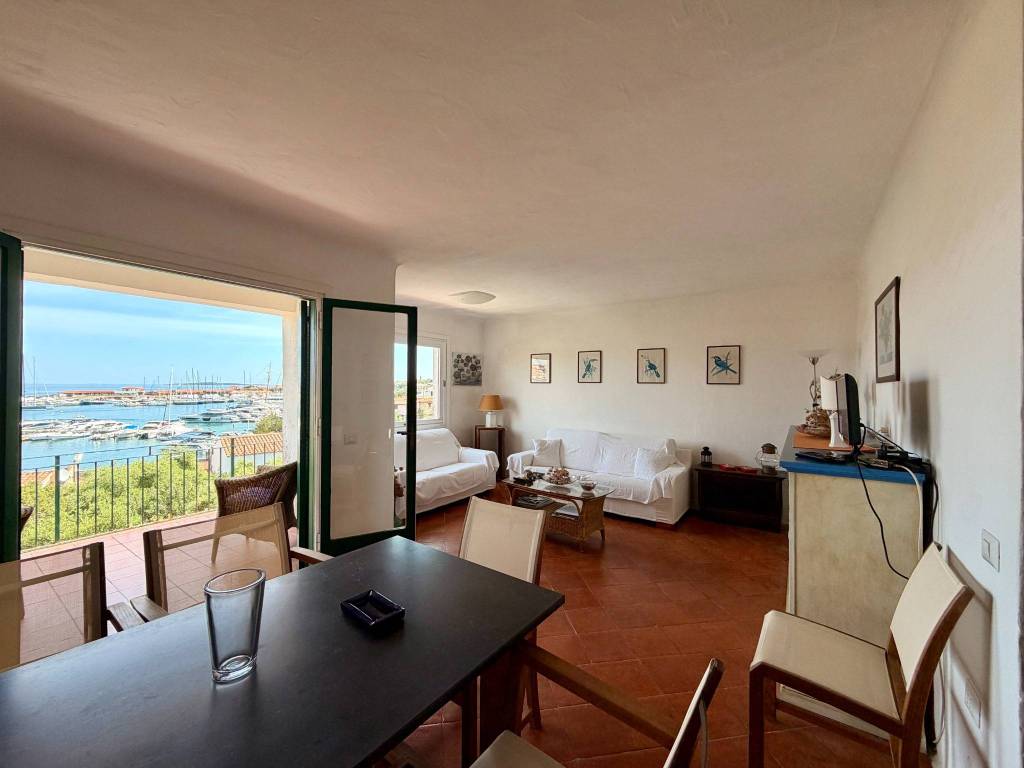 appartamento in vendita ad Olbia in zona Porto Rotondo