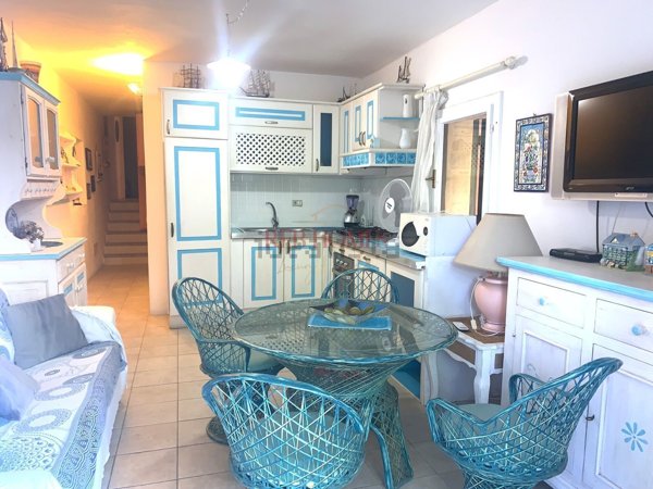 appartamento in vendita ad Olbia in zona Rudalza