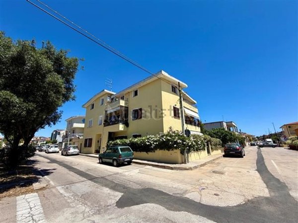 appartamento in vendita ad Olbia in zona Bandinu
