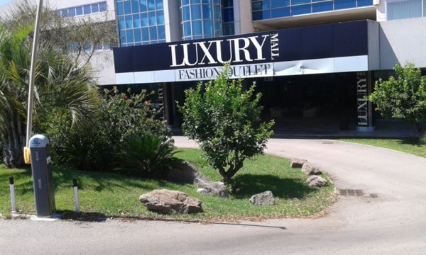 negozio in vendita ad Olbia in zona Centro Storico