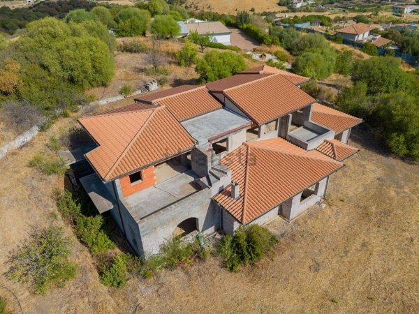 casa indipendente in vendita ad Olbia in zona Bandinu