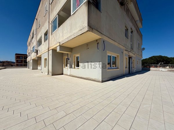 ufficio in vendita ad Olbia in zona Centro Storico
